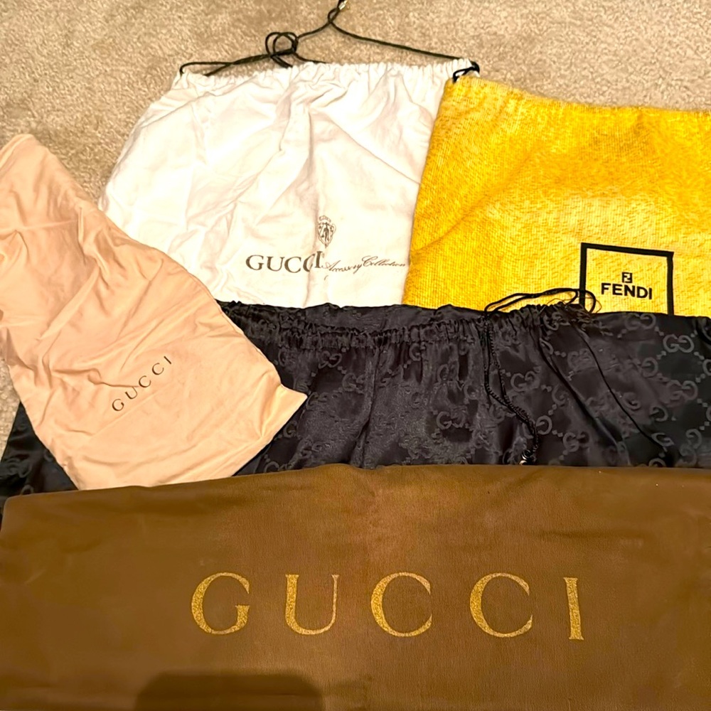 Assortment of Gucci and fendi dust bags - price for all